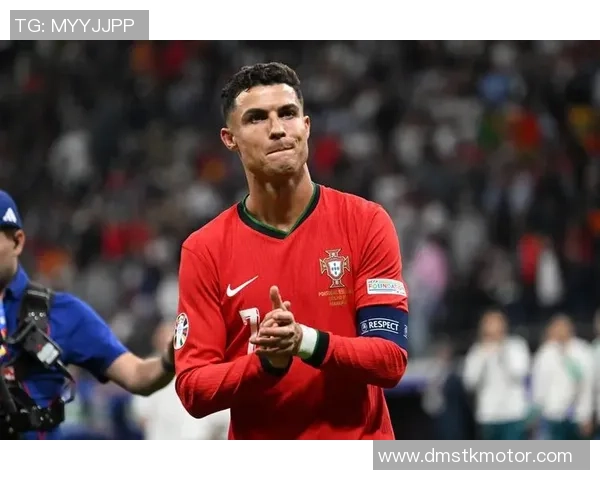 《从草根到世界之巅 足球豪门第一球星的传奇崛起》